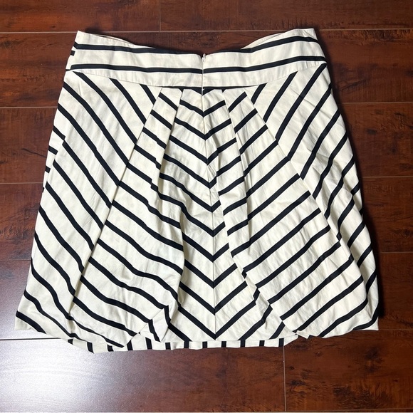 ANTHROPOLOGIE Eva Franco Mini Skirt Tulip Bow Black And White Stripe Size 8 - Picture 5 of 11